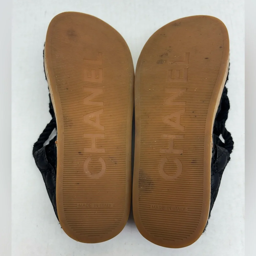 Chanel Quilted sandals SZ 38 - Picture 6 of 7